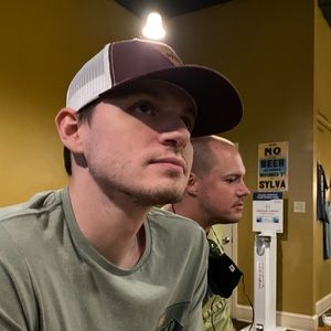 Meet your Posher, Aaron